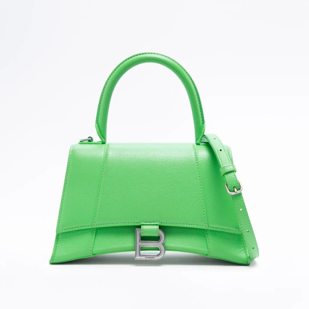 Balenciaga Hourglass Small Top Handle Bag
$2,850 estimated retail